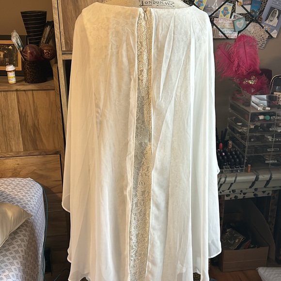 Scarlet Lace Shimmer Dress with Sheer Cape - 8 - Picture 3 of 5